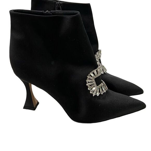 Manolo Blahnik Cantita Black Boots Size 39